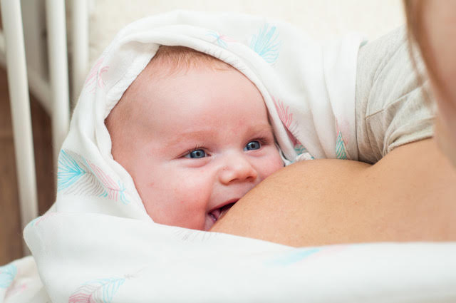 ARE THERE BENEFITS FOR LATE CHILDREN BREASTFEEDING?